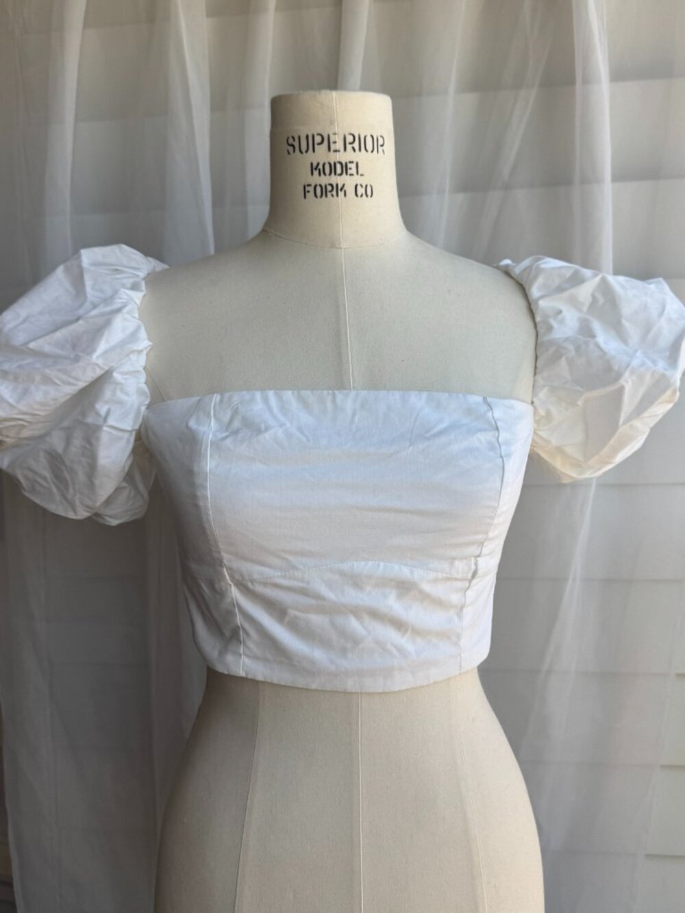 Hollister Co. Women's White Puffy Sleeve Top